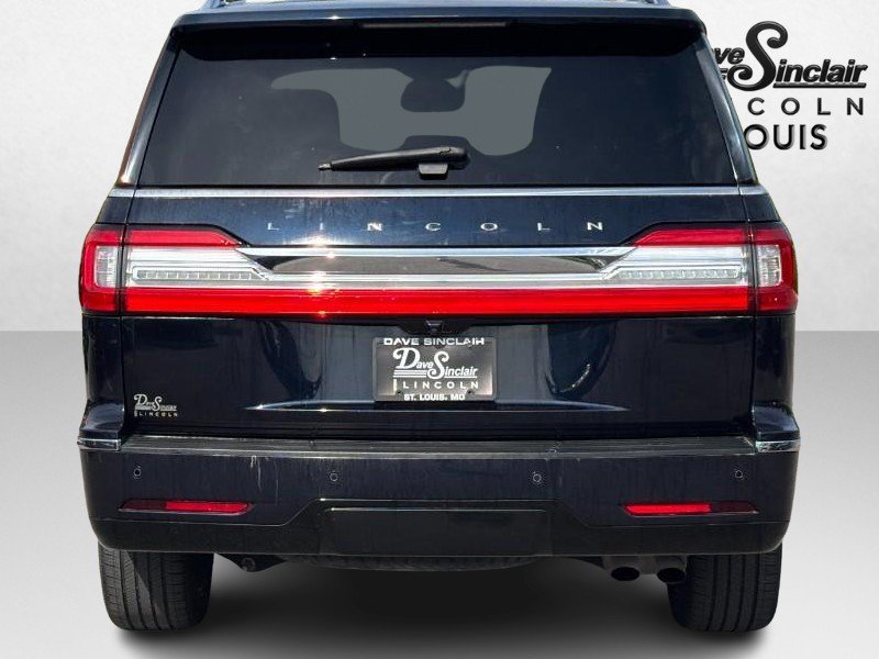 Used 2021 Lincoln Navigator Reserve w/ Luxury Package AWD/4WD image 6