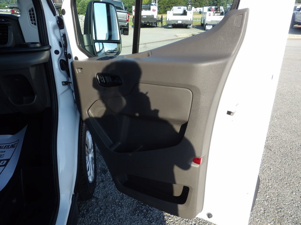 Used 2025 Ford Transit 350 XLT RWD image 38