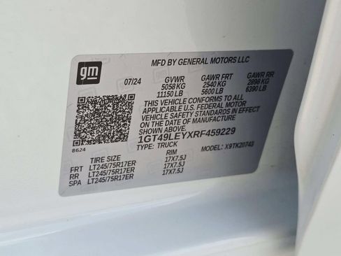 Used 2024 GMC Sierra 2500 Pro w/ 1SA Pro Safety Plus Package AWD/4WD image 36
