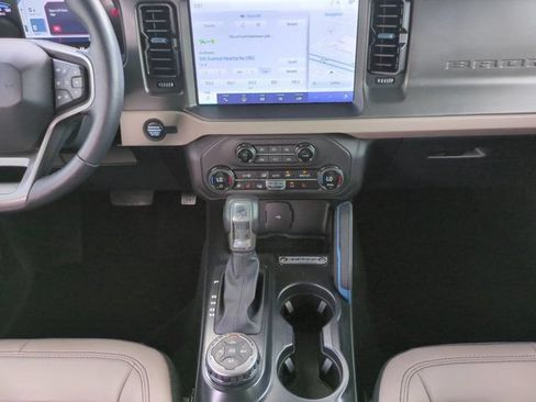Used 2024 Ford Bronco Wildtrak AWD/4WD image 20