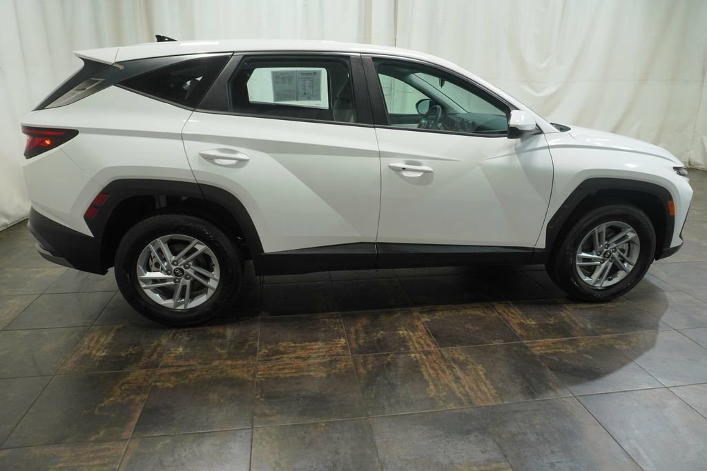 Certified 2026 Hyundai Tucson SE AWD/4WD image 4