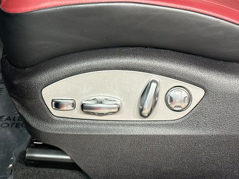 Certified 2026 Porsche Macan S AWD/4WD image 25