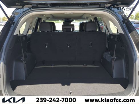 New 2025 Kia Sorento S w/ Panoramic Sunroof Package image 11