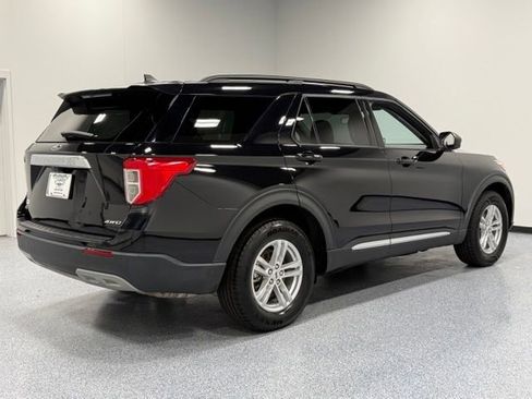 Certified 2021 Ford Explorer XLT w/ Equipment Group 202A AWD/4WD image 12