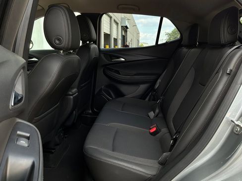 Used 2025 Buick Encore GX Preferred FWD image 11