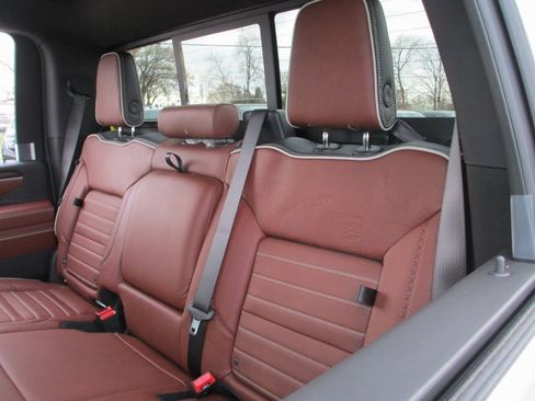 New 2026 GMC Sierra 2500 Denali Ultimate image 13