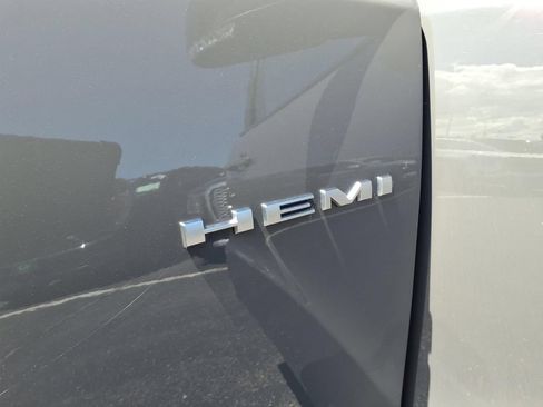 Used 2025 Dodge Durango R/T AWD/4WD image 11