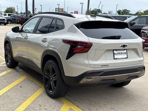 New 2026 Chevrolet Trax ACTIV w/ Driver Confidence Package FWD image 8