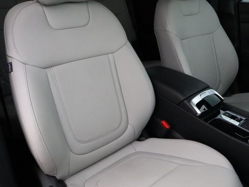 Certified 2026 Hyundai Santa Cruz SEL image 17