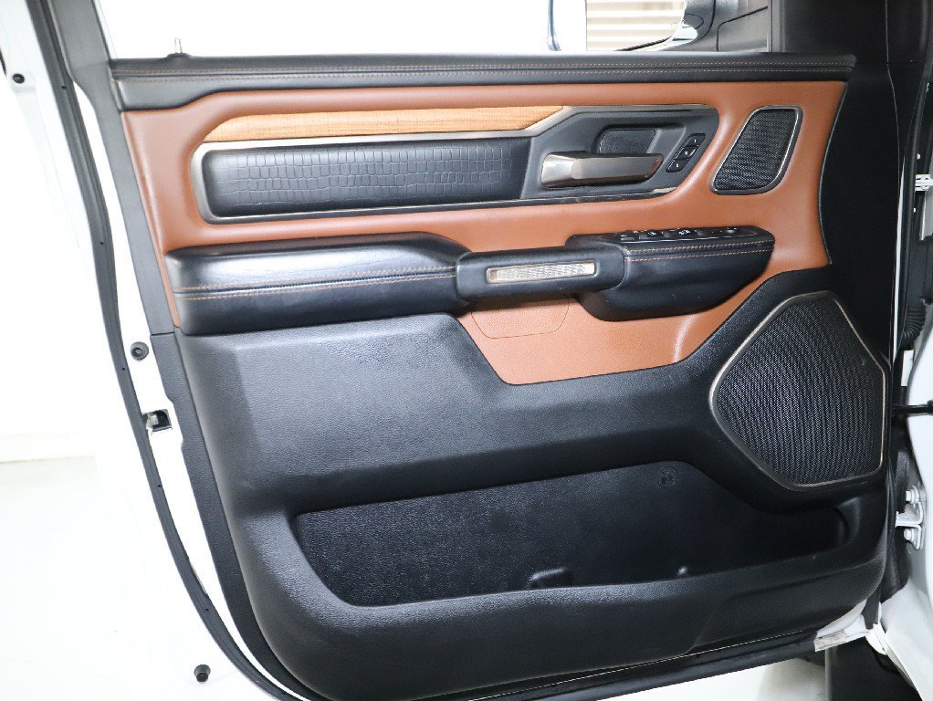 Used 2019 RAM 1500 Limited AWD/4WD image 18