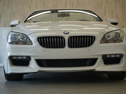 Used 2013 BMW 640i Convertible RWD image 3