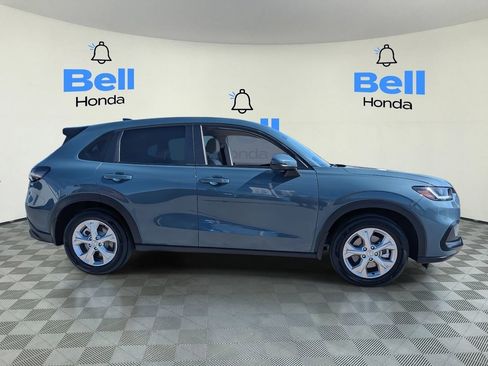 Certified 2025 Honda HR-V LX image 5