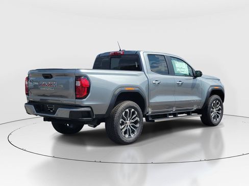 New 2026 GMC Canyon Denali AWD/4WD image 4