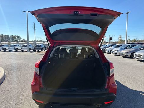 Used 2019 Honda HR-V EX-L image 9