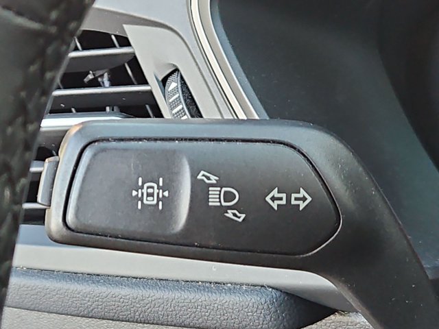 Used 2022 Ford Escape SE w/ Convenience Package FWD image 25