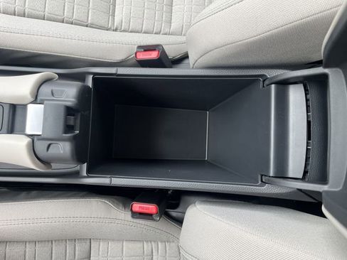 New 2026 Honda HR-V LX image 23