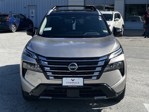 New 2026 Nissan Rogue Platinum AWD/4WD image 2
