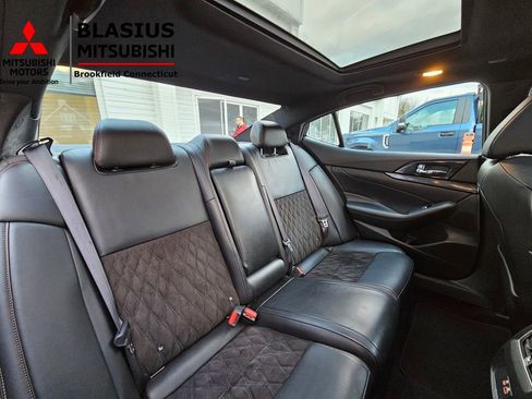 Used 2019 Nissan Maxima SR w/ Premium Package image 22