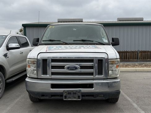 Used 2012 Ford E-350 and Econoline 350 XLT image 2
