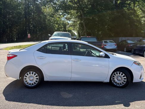 Used 2015 Toyota Corolla S FWD image 8