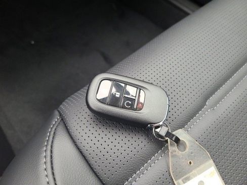 Used 2024 Honda CR-V EX-L image 32