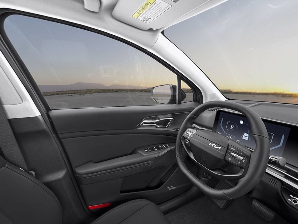 New 2026 Kia Sportage SX FWD image 15