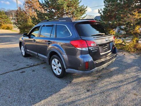 Used 2010 Subaru Outback 2.5i Limited image 33