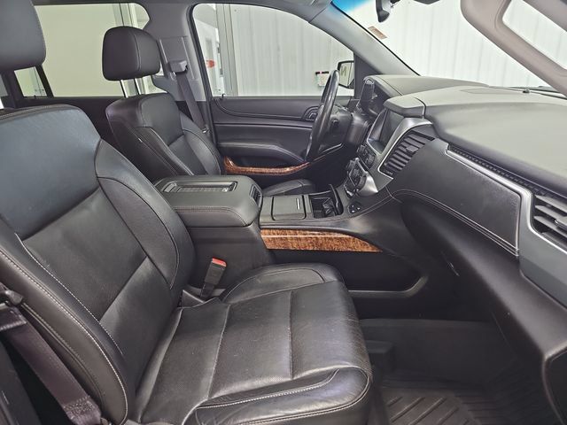 Used 2017 Chevrolet Suburban Premier AWD/4WD image 28