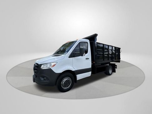 Used 2021 Mercedes-Benz Sprinter 4500 image 3