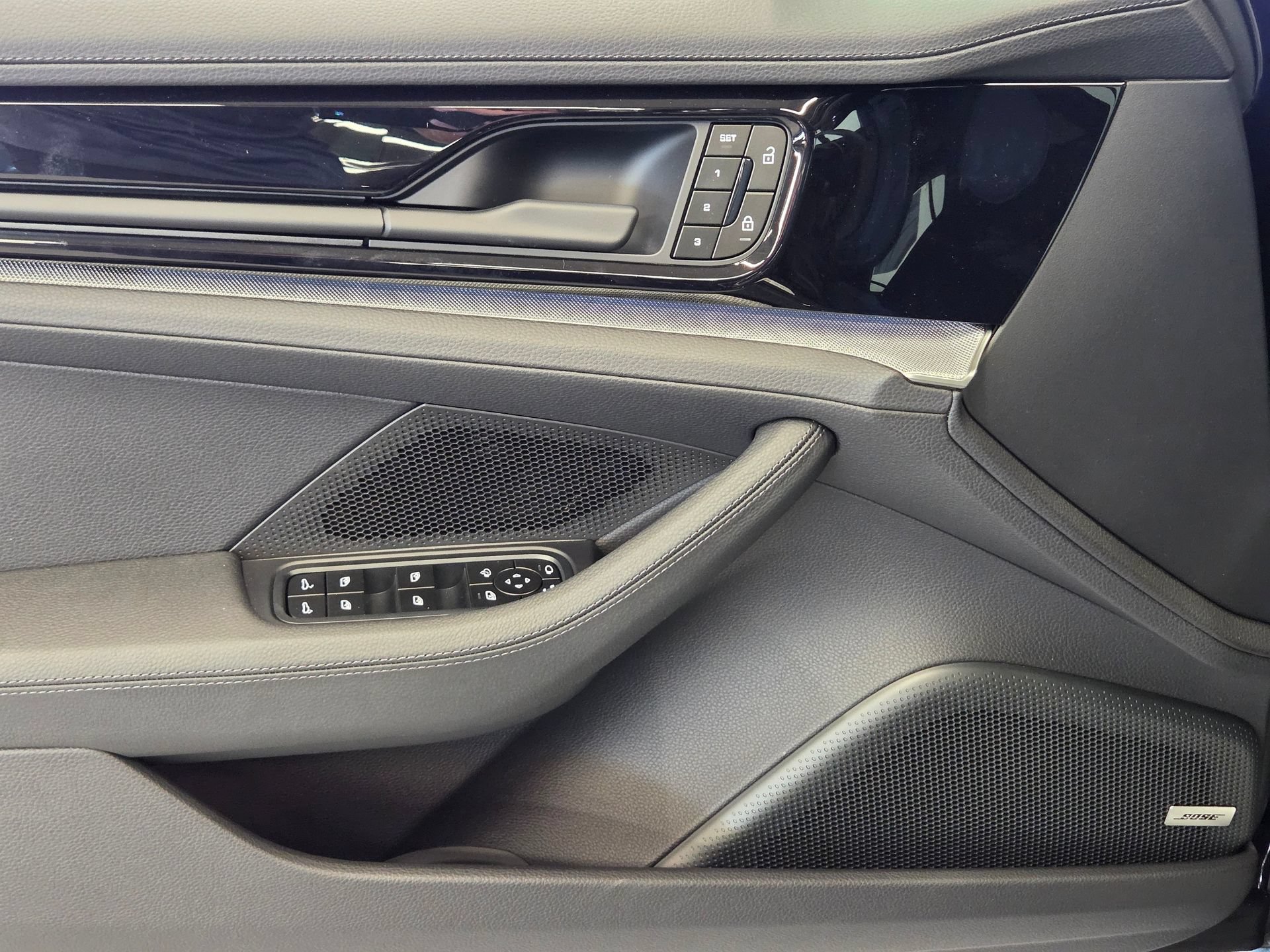 New 2026 Porsche Panamera 4 AWD/4WD image 14