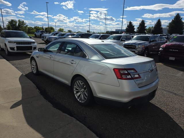 Used 2014 Ford Taurus Limited w/ Equipment Group 301A AWD/4WD image 7
