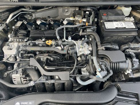 Used 2025 Toyota Corolla LE image 25