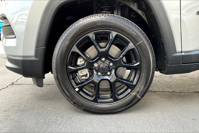 New 2026 Jeep Compass Latitude w/ Quick Order Package 29K AWD/4WD image 10
