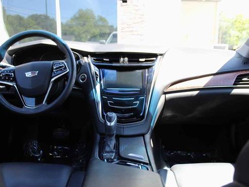 Used 2019 Cadillac CTS Luxury RWD image 29