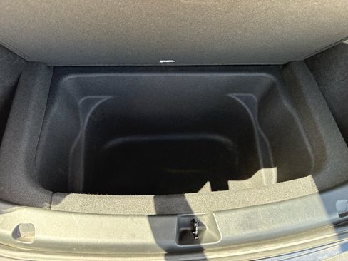 Used 2023 Tesla Model Y 2WD image 15