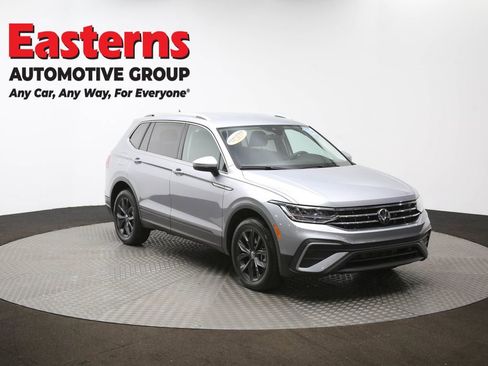 Used 2024 Volkswagen Tiguan Wolfsburg Edition image 48