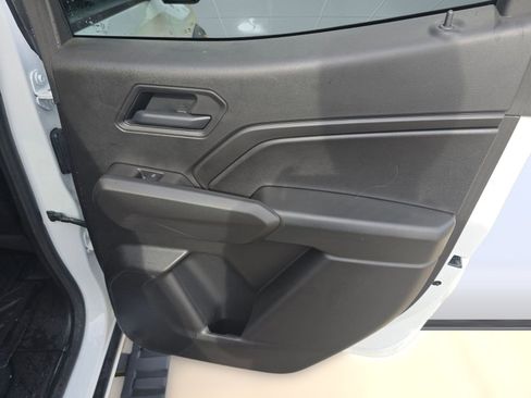 Used 2025 Chevrolet Colorado Trail Boss image 26