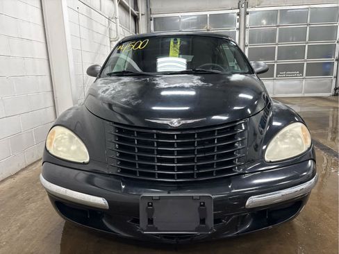 Used 2005 Chrysler PT Cruiser Convertible image 4