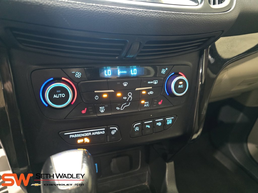 Used 2018 Ford Escape Titanium AWD/4WD image 24