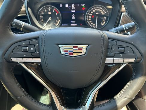 Used 2022 Cadillac XT6 Premium Luxury w/ Platinum Package AWD/4WD image 24