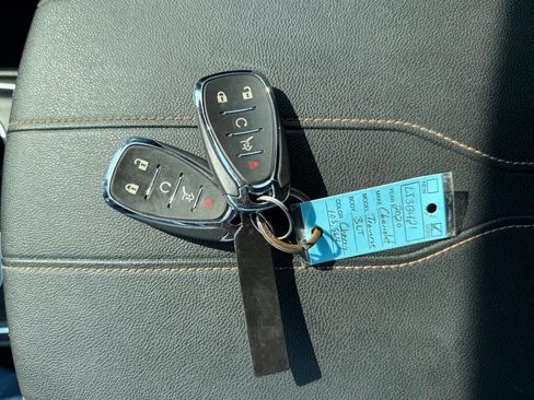 Used 2020 Chevrolet Traverse LT w/ LT Premium Package AWD/4WD image 41