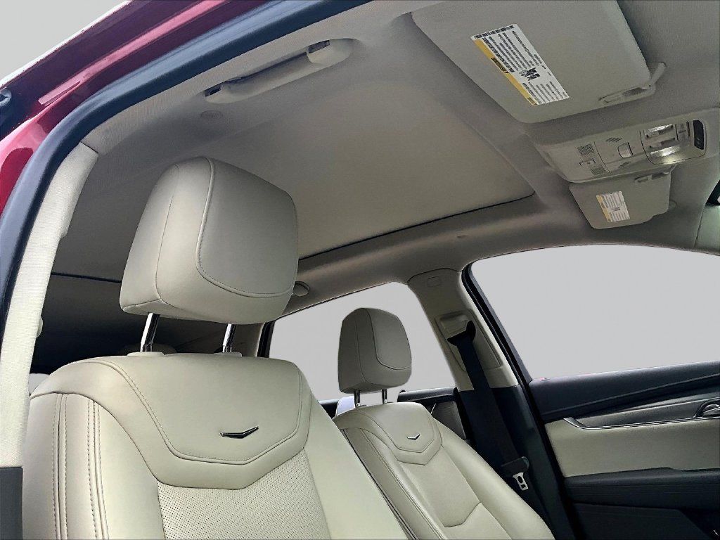 Used 2023 Cadillac XT5 Premium Luxury w/ Technology Package FWD image 29