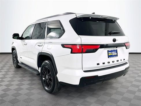 Used 2024 Toyota Sequoia Limited image 5