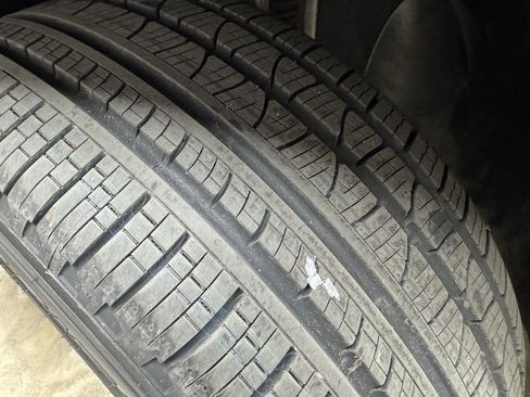 Certified 2019 Mercedes-Benz GLS 450 4MATIC image 31