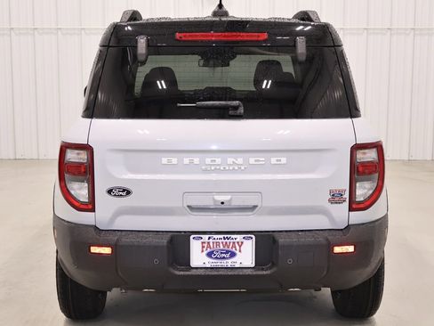 New 2026 Ford Bronco Sport Outer Banks AWD/4WD image 8