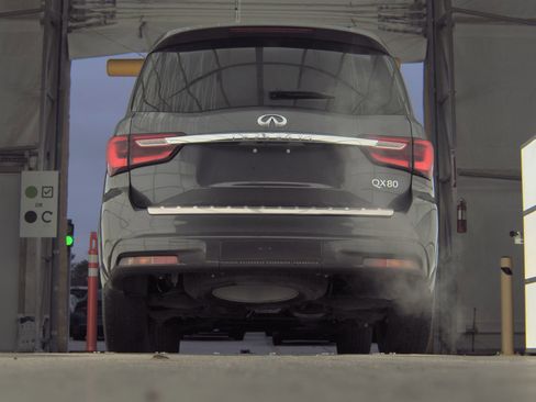 Used 2022 INFINITI QX80 Sensory w/ All-Season Package image 7