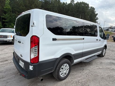 Used 2025 Ford Transit 350 XLT RWD image 8
