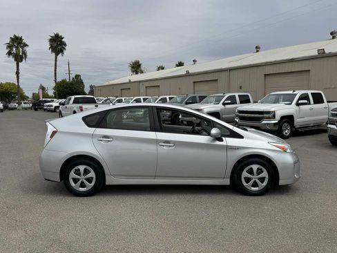 Used 2013 Toyota Prius Two FWD image 11