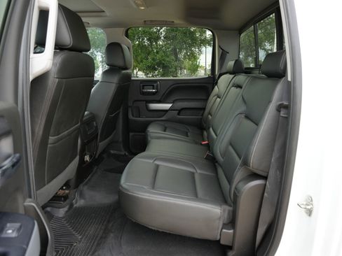 Used 2018 Chevrolet Silverado 1500 LTZ Z71 w/ LTZ Plus Package AWD/4WD image 16
