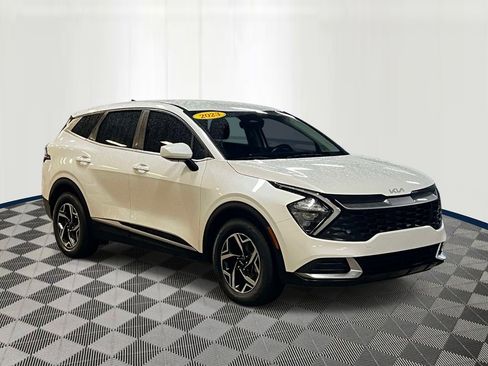Used 2023 Kia Sportage LX FWD image 6